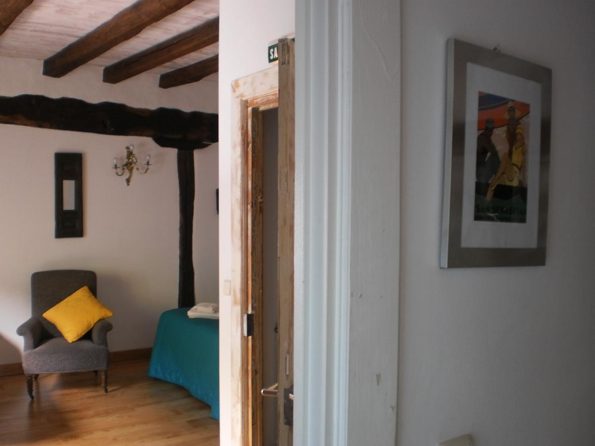 Larraenea Bed And Breakfast Lesaka Exteriör bild
